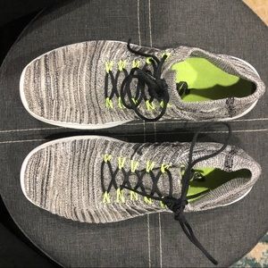 Nike Fly Knit Free Run